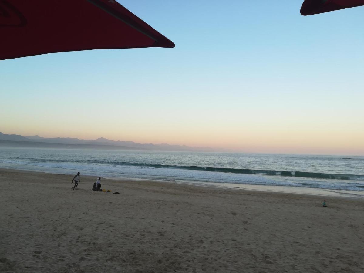 Longships Sanctuary Acomodação com café da manhã Plettenberg Bay Exterior foto